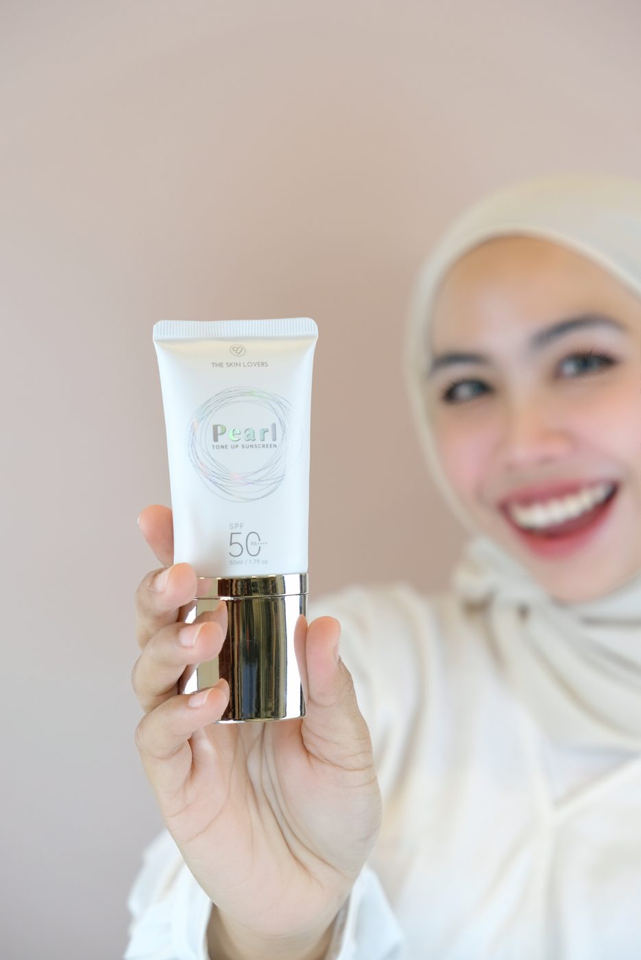 The Skin Lovers Pearl Tone Up Sunscreen campaign photography by NaVi Marketing