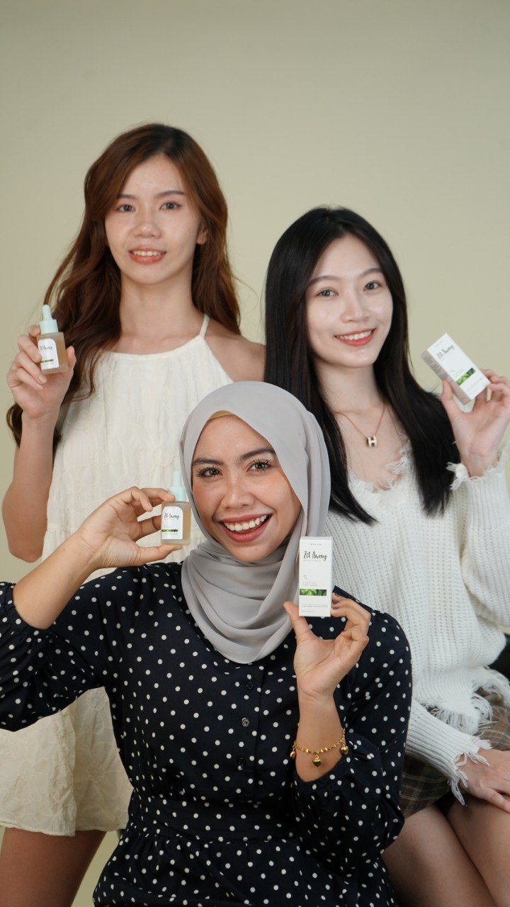 The Skin Lovers Zit Away serum campaign photography by NaVi Marketing